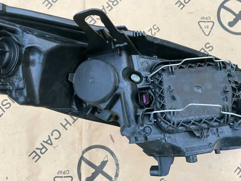 otica frontal ESQ renault megane III . fase 1 + 2