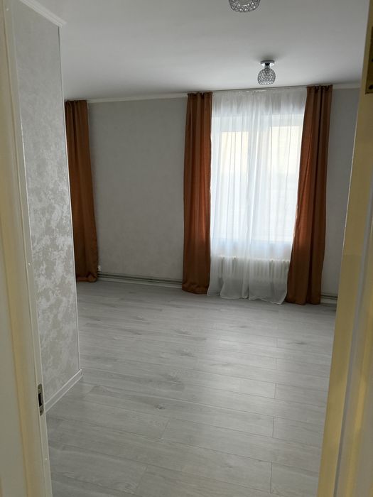 Продам 3 х кімнатну квартиру 86кв м
