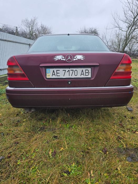 Мерседес 1998 року 2.2 CDI 611 мотор