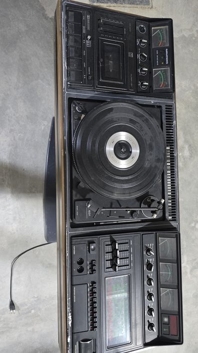 Sistema Hi-Fi Vintage Rosita KL 3800 com colunas – gira-discos