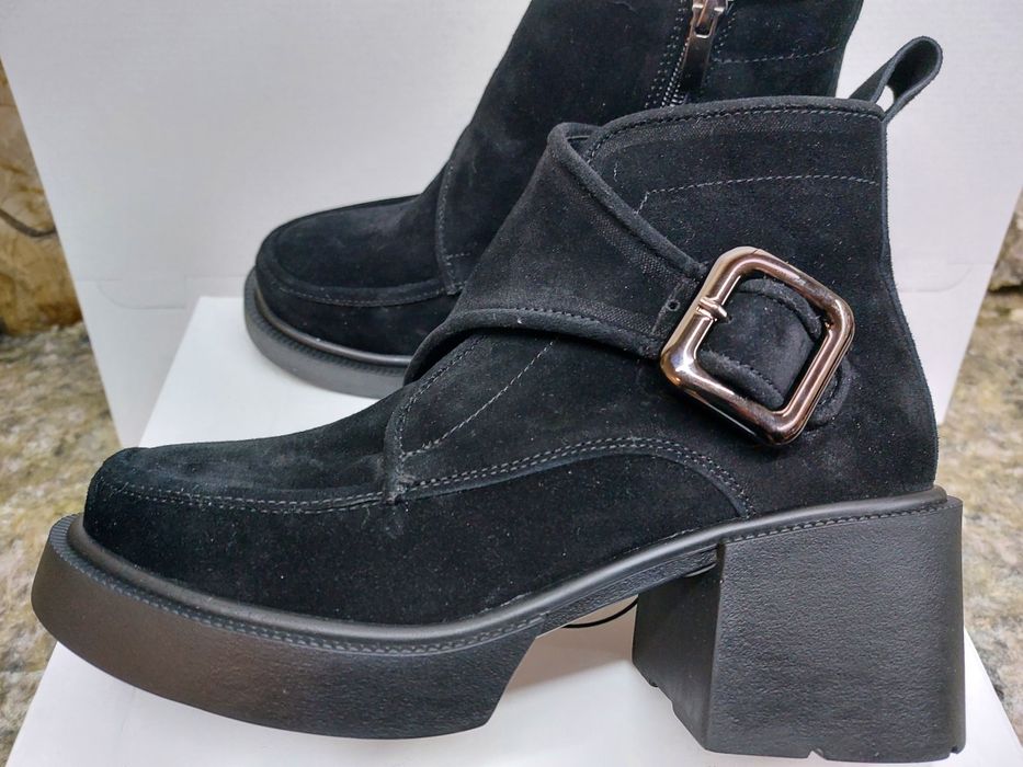 Ботинки зимние женские