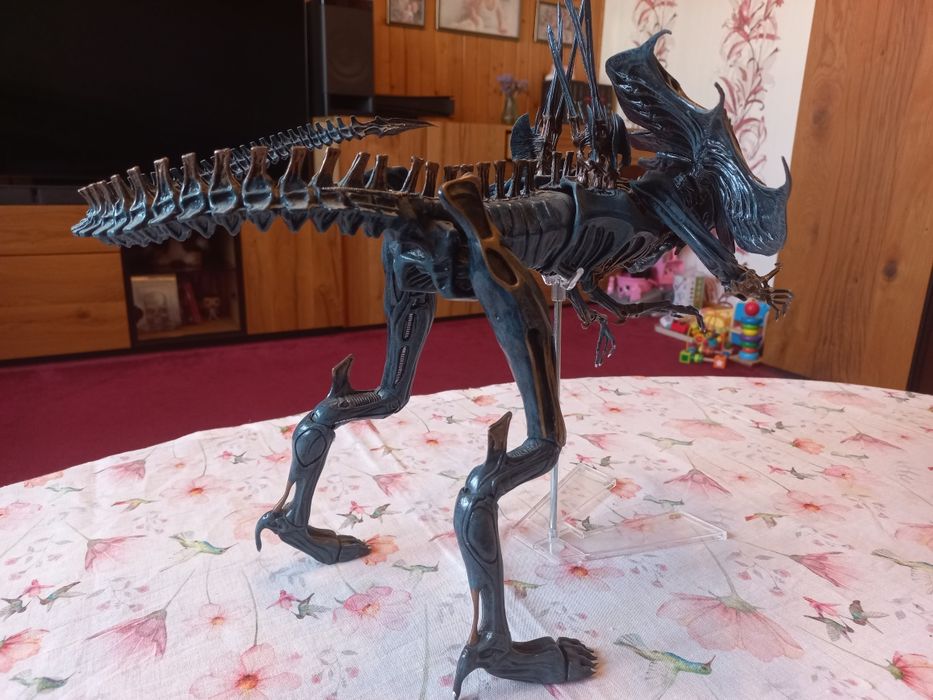 Figurka Neca Alien Queen