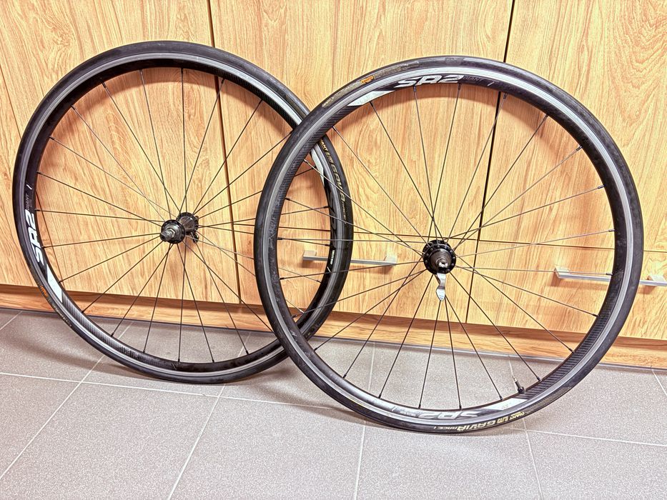 Sprzedam Koła Giant SR2 szosowe