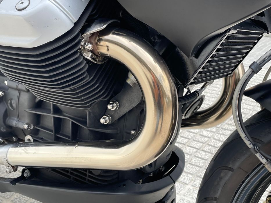 Moto Guzzi 1200 Sport