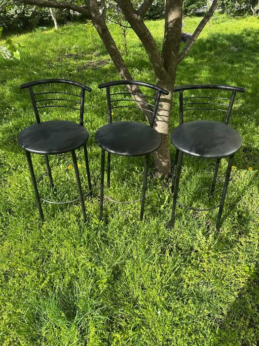 Стол раскладной и стулья 2шт, для кофейни, в салон, на дачу