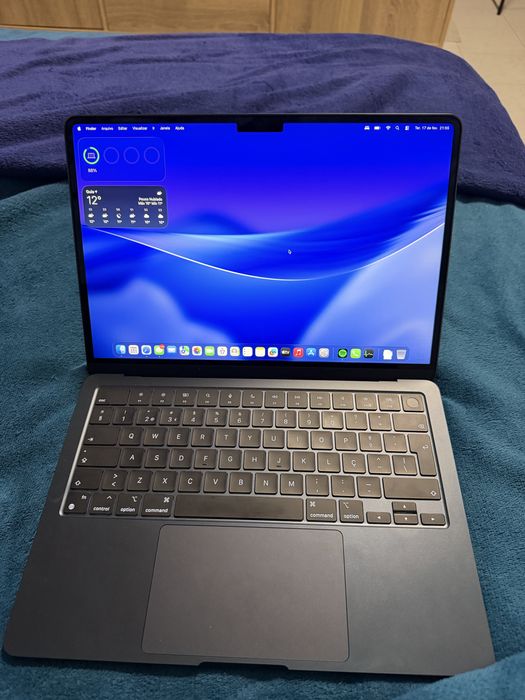 Macbook air M3 256gb