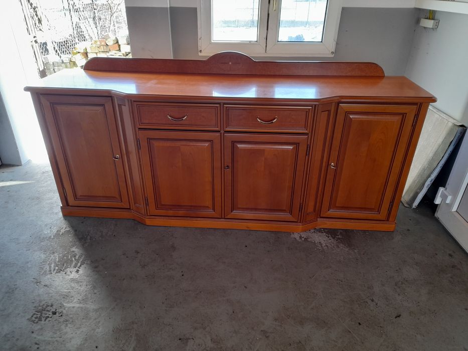 Komoda szafka antyk wyrabiana