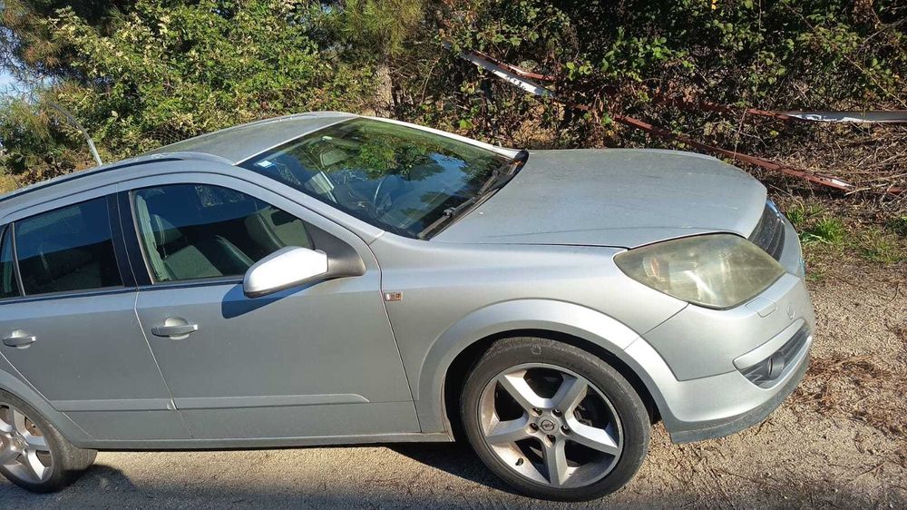 Para peças Opel Astra H SW 1.7CDTI ano 2004