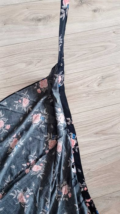 Asymetryczna spódnica HM r.S