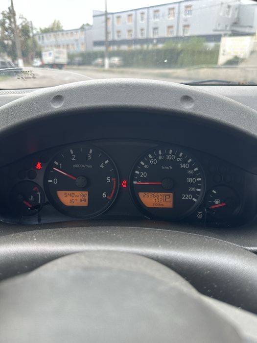 Продам Nissan Navara 2008