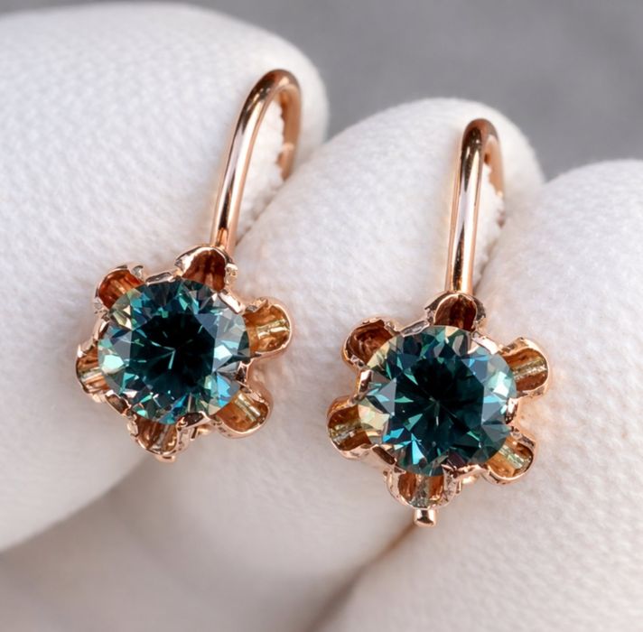 Золотые серьги с александритом ссср