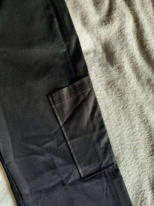 Spodnie loose high waist