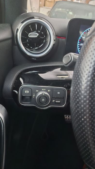 Mercedes AMG motor 2000