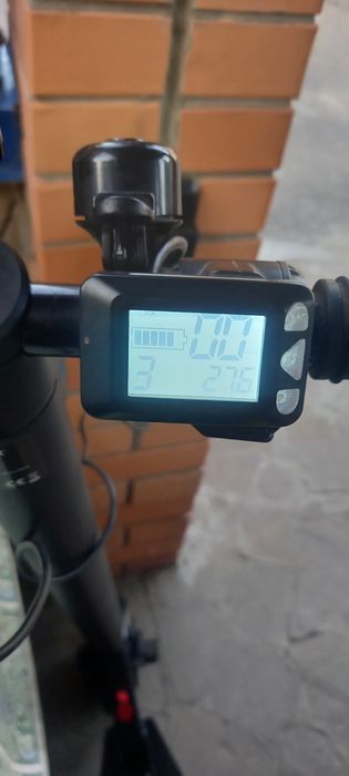 Електросамокат Denver