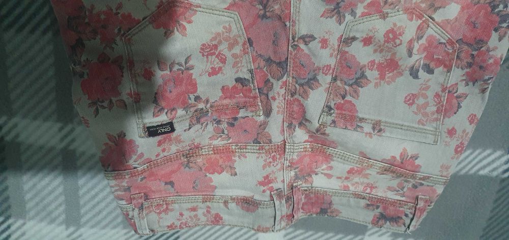 Spodnie Only roz. 34 , pas 68 slim