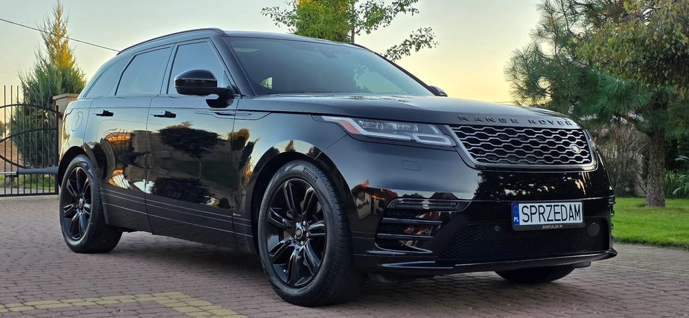 Land Rover Range Rover Velar R-Dynamic Black Edition 3.0 benzyna