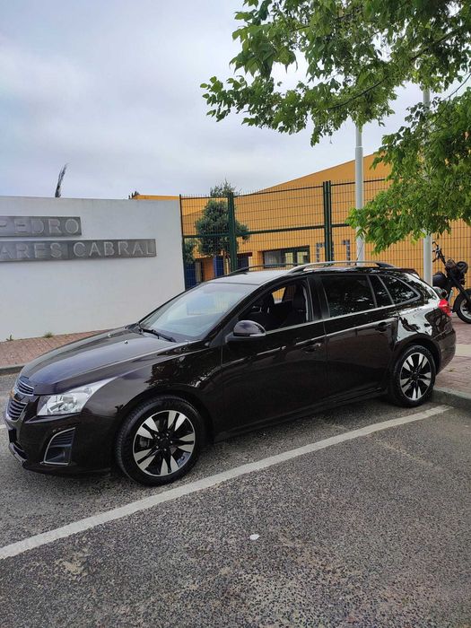 Chevrolet Cruze SW 2.0 VCDI Diesel 2014 | 248.000 km | Mais de 3.000€ Investidos em Manutenção