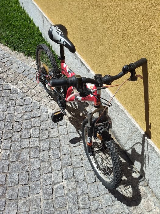 Bicicleta criança Bwin | Aro: 20