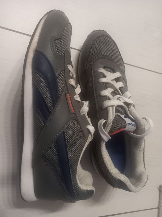 Buty sportowe damskie Reebok rozm 38.5