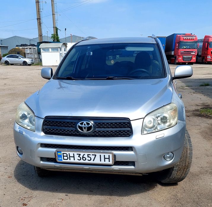 Продам автомобиль Toyota Rav 4 ||| поколения