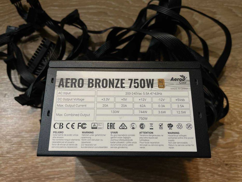 Блок живлення для ПК AeroСool Aero Bronze 750W