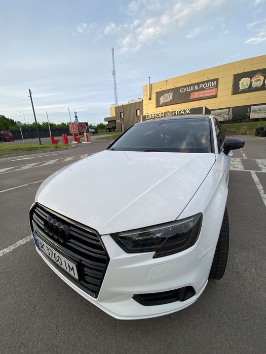 Продам Audi a3 8v 2017