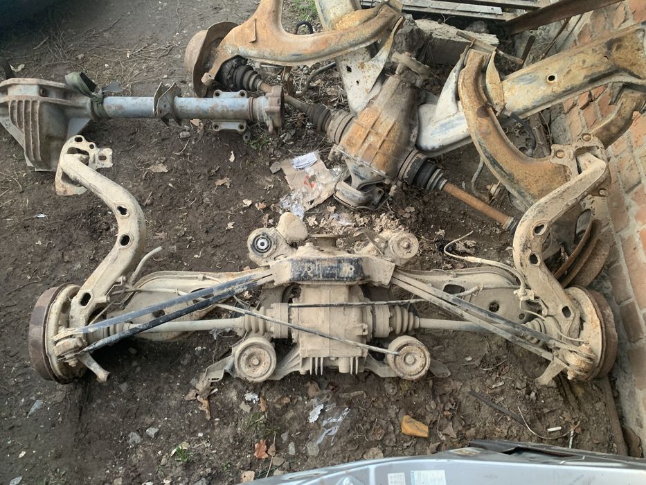 Задня підвіска підрамник ричаги міст полуось BMW 3 E36