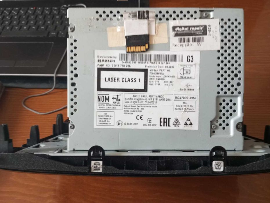 Auto radio para peças