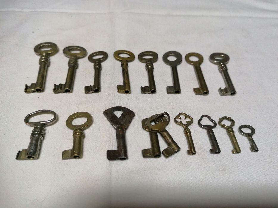 Chaves  antigas várias