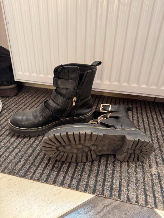 Botki rozmiar 40 wysyłka gratis