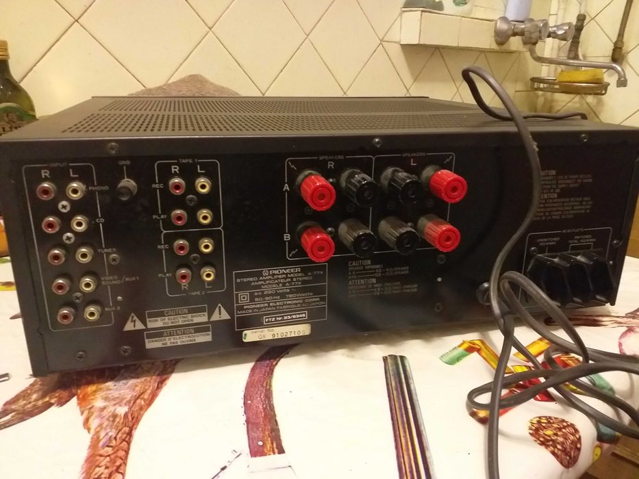 Усилитель ( пидсилювач ) Pioneer A 77 X .