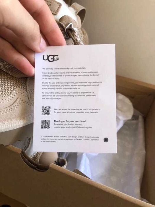 UGG Lowmel Sand r.41