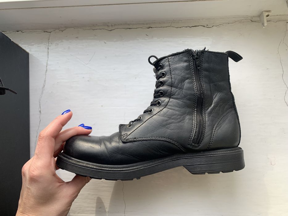 Черевики, ботинки