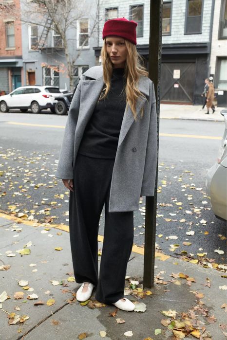 Пальто ZARA нове