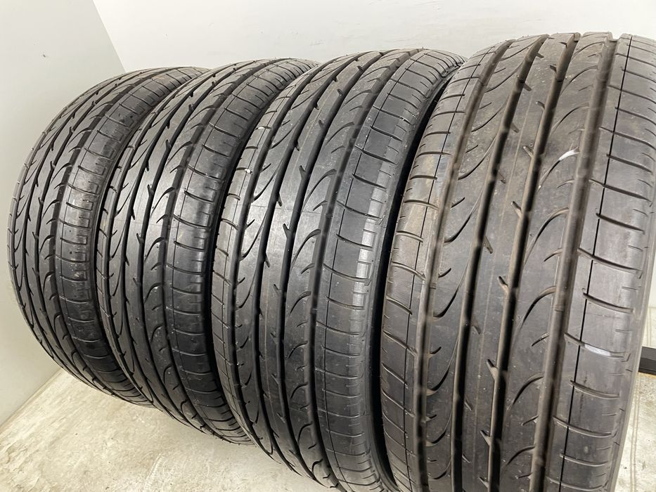 235/45R19 95H Bridgestone Dueler H/P Sport
