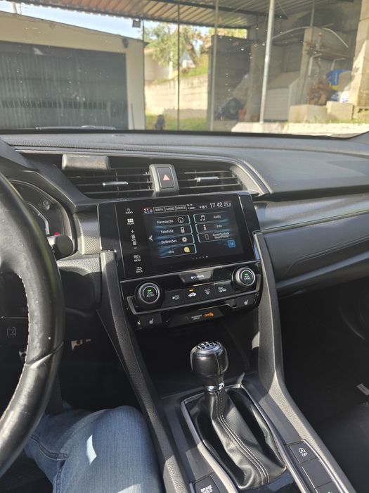 Honda Civic 1.0 VTEC Turbo Elegance Navi- 2018