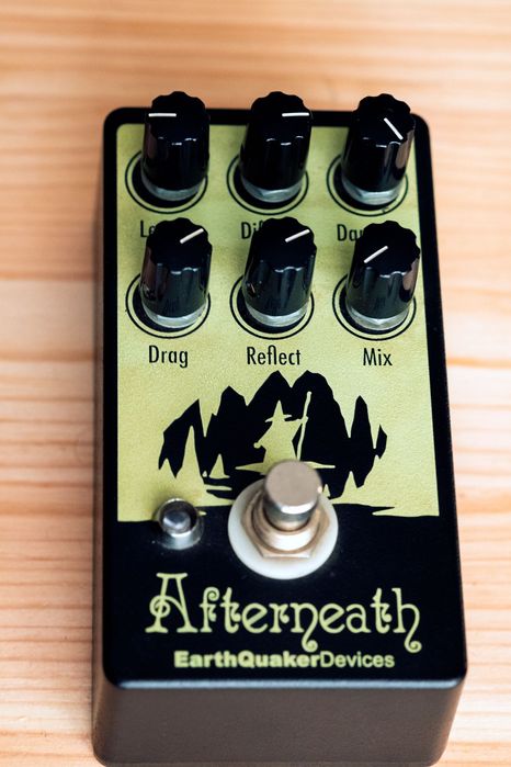 Afterneath  EarthQuaker Devices, pedal de reverb