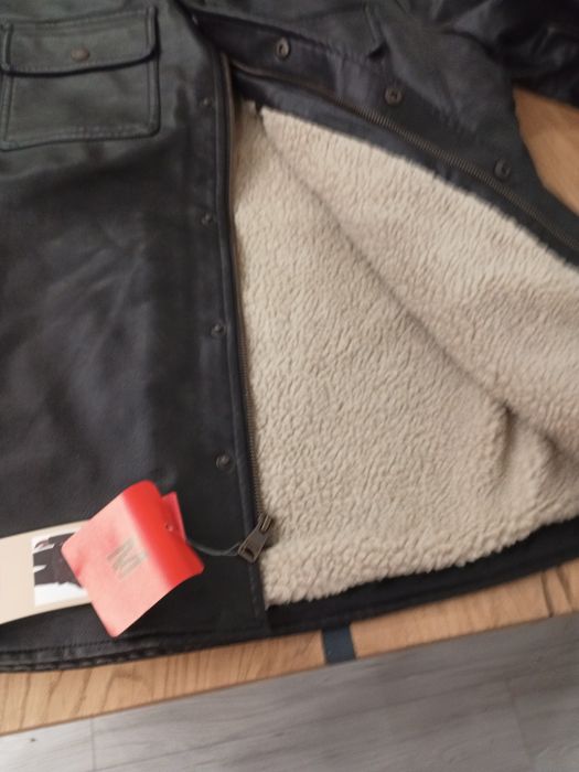 Kurtka Levi's oryginał z USA rozm.M