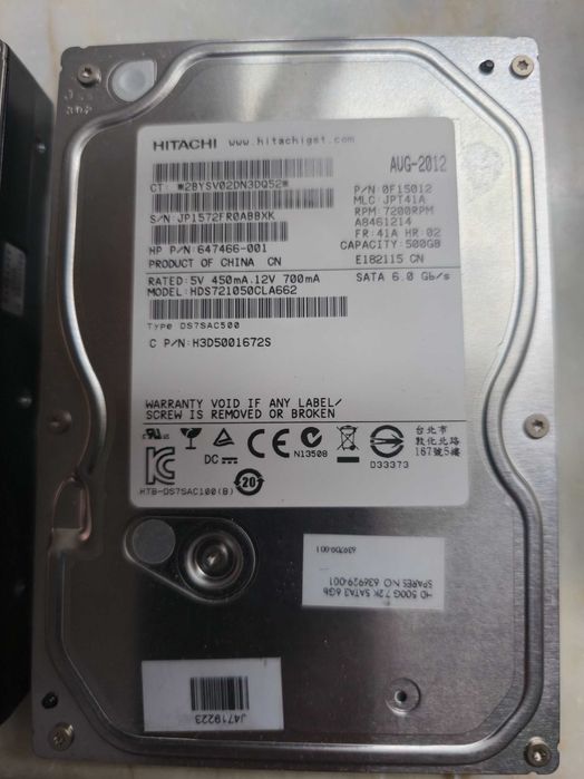 Vários discos SATA 2.5 e 3.5
