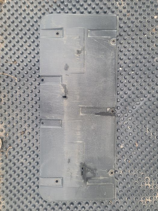 Audi A8 D3 оригинальная защита двигателя и кпп