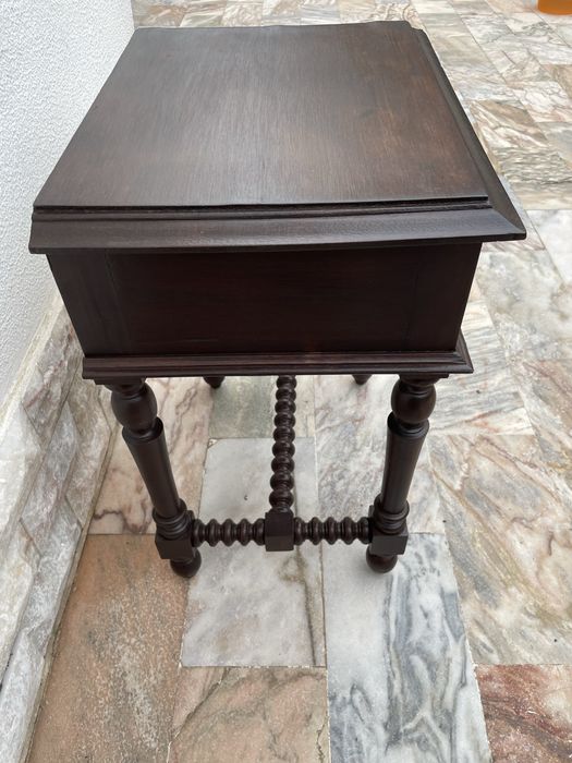 Mesa cabeceira vintage