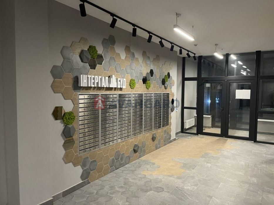 Видова 1 кімнатна квартира ЖК Сирецькі Сади (Виговського) з ремонтом!