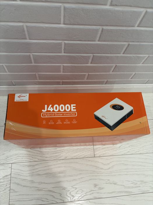 Гібридний інвертор Jsdsolar 24В 4000Вт з Wi fi модулем
