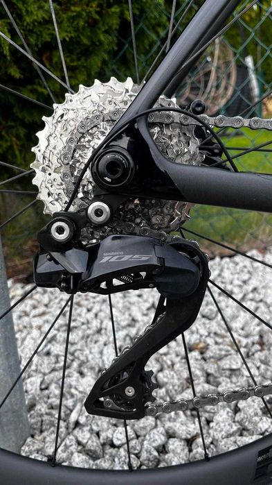 Rower szosowy TREK Madone SL6 gen.8 (Manteki elektroniczne Di2)2025 r.