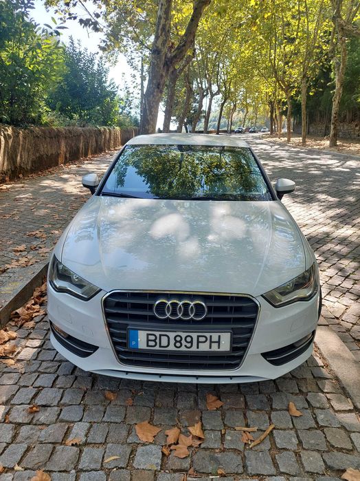 Audi A3 Sportback 1.6 TDI como novo