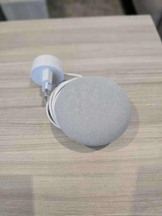 Google Nest Mini Chalk Virtual Assistant (Google Assistant – White)64171742192001120
