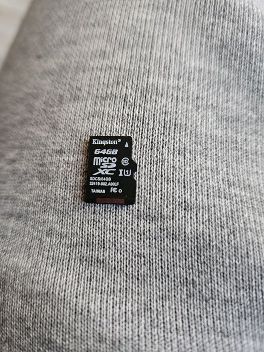 70Mai Dashcam Pro D02 + karta sd 64gb