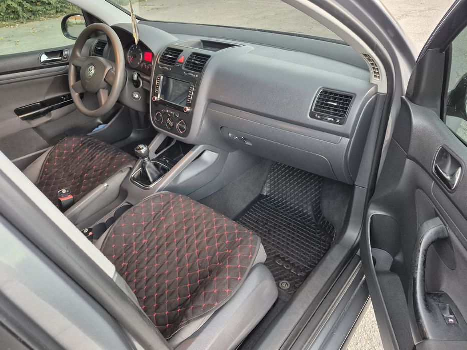 В продажі Volkswagen Golf V5