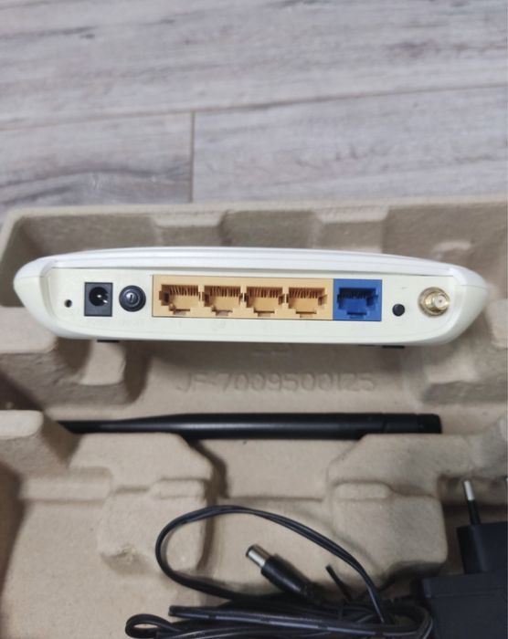 Продам роутер Tp-link