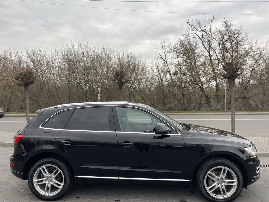 Audi Q5 2013 рік